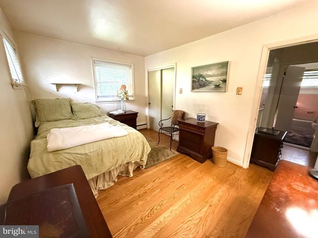 210 E PROVIDENCE RD, Lansdowne, PA 19050