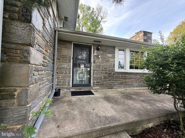 210 E PROVIDENCE RD, Lansdowne, PA 19050