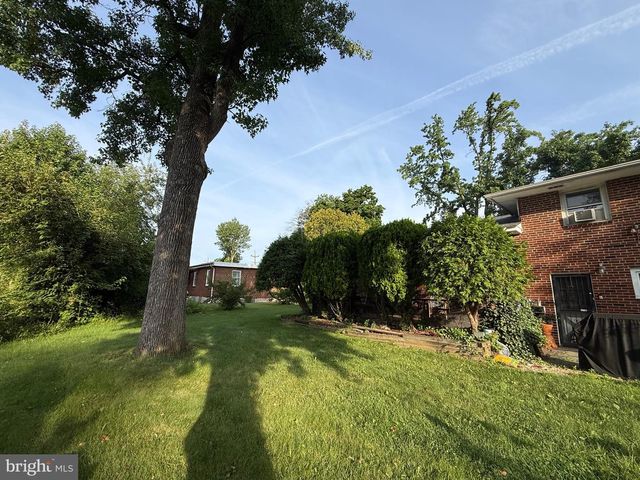 210 E PROVIDENCE RD, Lansdowne, PA 19050