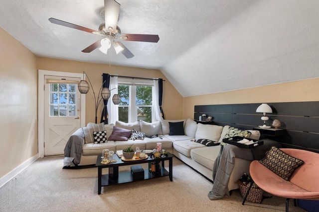 2243 S 73rd STREET #2245, West Allis, WI 53219