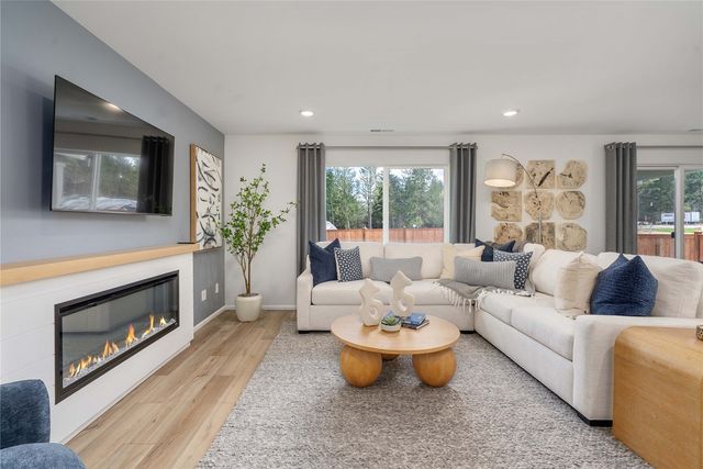 1380 Salzer Creek Loop, Centralia, WA 98531