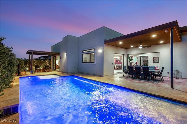 445 Cliff Terrace Avenue, Las Vegas, NV 89138