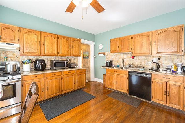 52 Washington Street, Natick, MA 01760