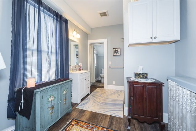 52 Washington Street, Natick, MA 01760