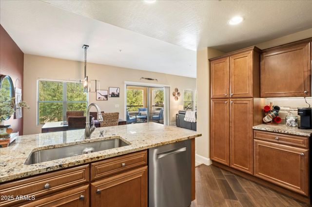 19700 N 76TH Street 2145, Scottsdale, AZ 85255
