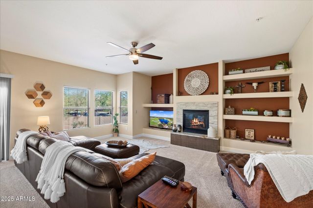 19700 N 76TH Street 2145, Scottsdale, AZ 85255