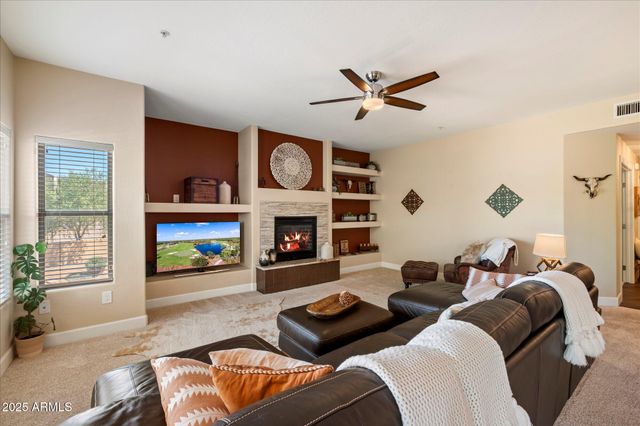 19700 N 76TH Street 2145, Scottsdale, AZ 85255