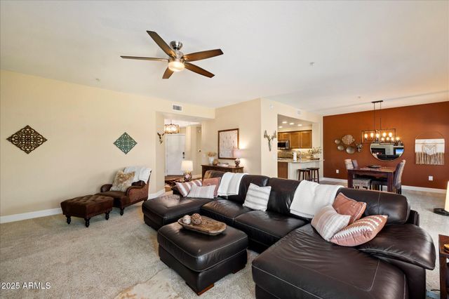 19700 N 76TH Street 2145, Scottsdale, AZ 85255