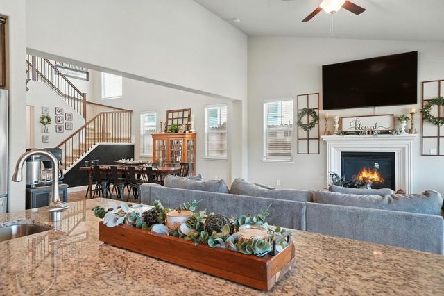 670 Morning Glory Cir, Ione, CA 95640