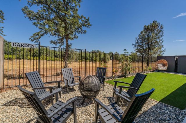 670 Morning Glory Cir, Ione, CA 95640