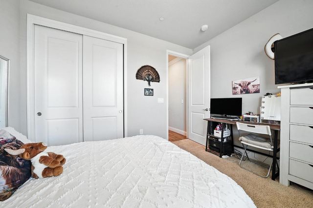 670 Morning Glory Cir, Ione, CA 95640