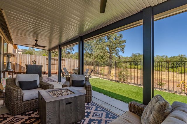 670 Morning Glory Cir, Ione, CA 95640