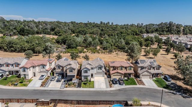 670 Morning Glory Cir, Ione, CA 95640