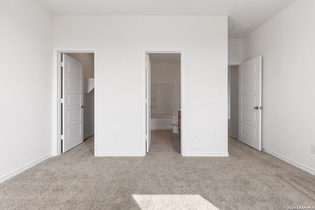 5222 BIG OAK RUN, Elmendorf, TX 78112