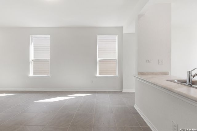 5222 BIG OAK RUN, Elmendorf, TX 78112