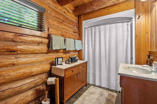 61851 Ochala Drive, Newberg Twp, MI 49061