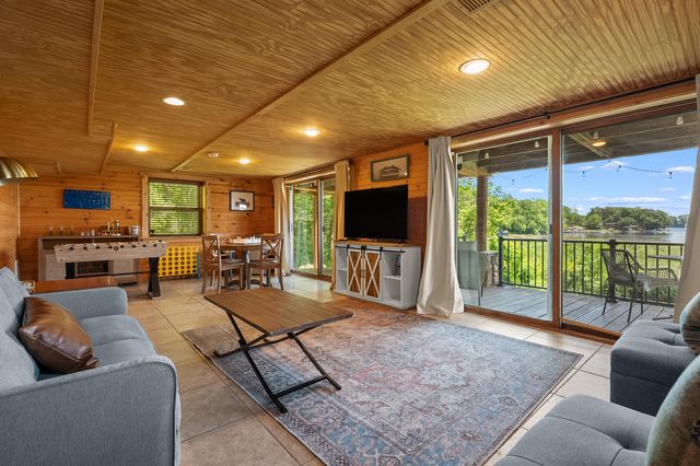 61851 Ochala Drive, Newberg Twp, MI 49061