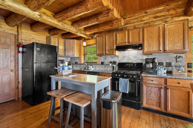 61851 Ochala Drive, Newberg Twp, MI 49061