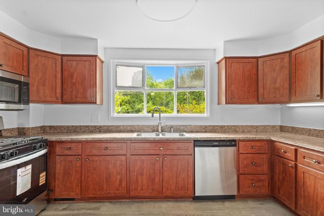 2302 VEIRS MILL RD, Rockville, MD 20851