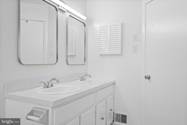 2302 VEIRS MILL RD, Rockville, MD 20851