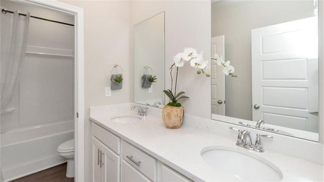 8494 Mary Braxton Drive, Semmes, AL 36575
