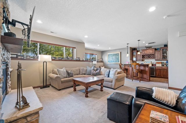 1038 N Bristol St, Wichita, KS 67206