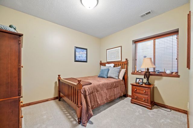 1038 N Bristol St, Wichita, KS 67206