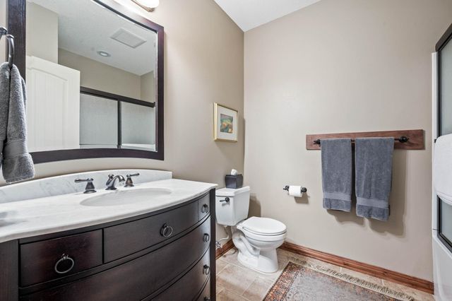 1038 N Bristol St, Wichita, KS 67206