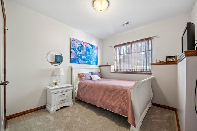 1038 N Bristol St, Wichita, KS 67206