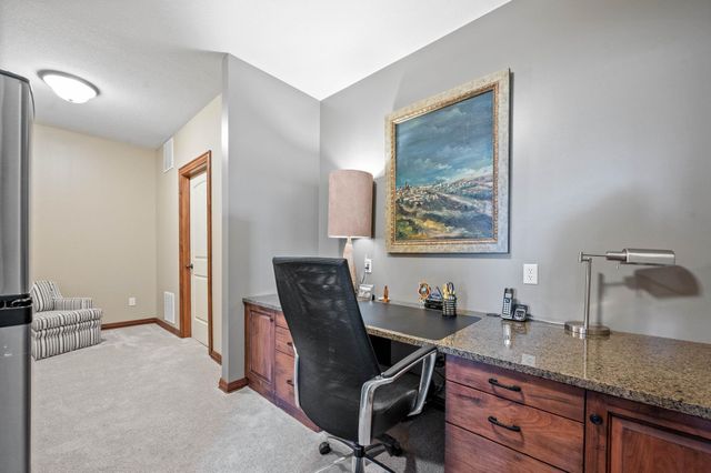 1038 N Bristol St, Wichita, KS 67206