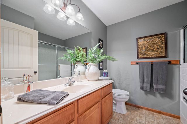 1038 N Bristol St, Wichita, KS 67206