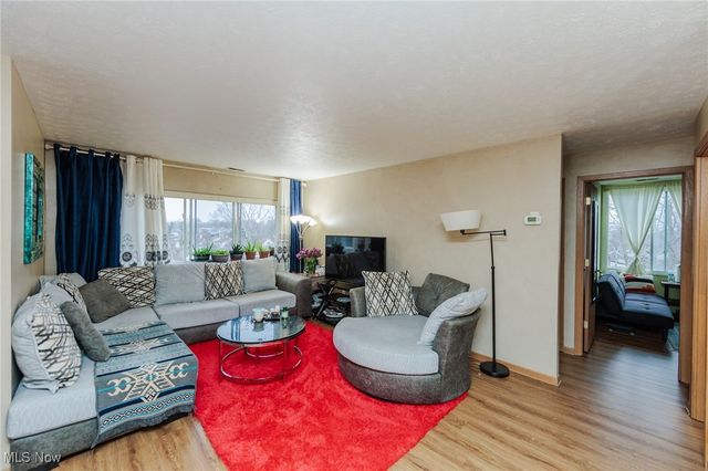 25735 Lorain Road 421, North Olmsted, OH 44070