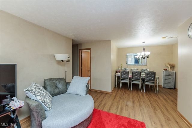 25735 Lorain Road 421, North Olmsted, OH 44070