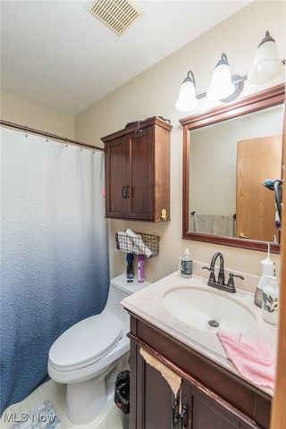 25735 Lorain Road 421, North Olmsted, OH 44070