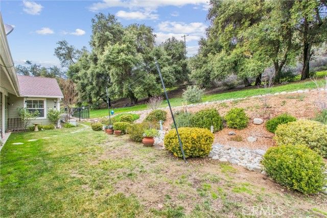 37240 Limekiln, Yucaipa, CA 92399