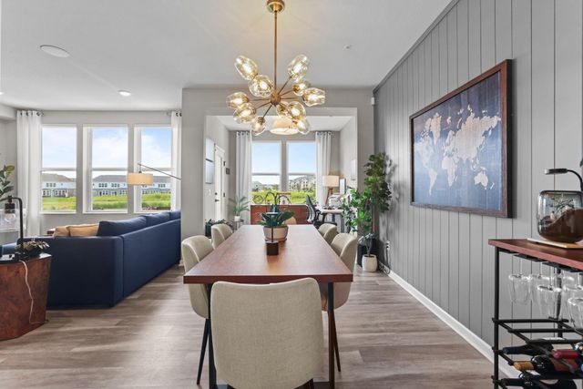 17902 Giants Way, Lakeville, MN 55044