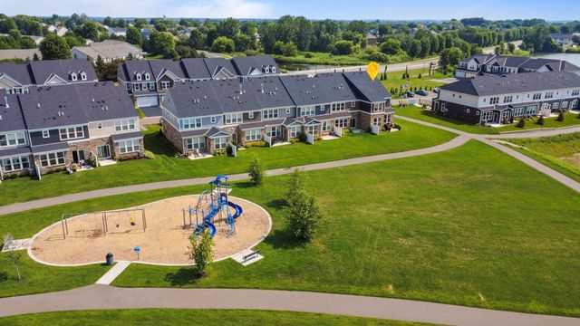 17902 Giants Way, Lakeville, MN 55044