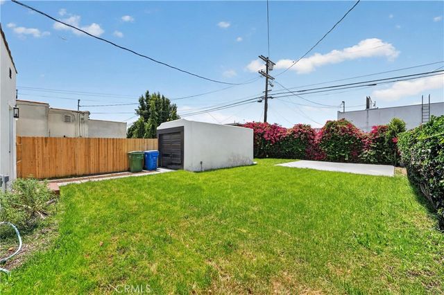 7611 S Hobart, Los Angeles, CA 90047