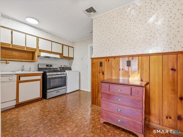 23 Jenna Road, Wallingford, CT 06492