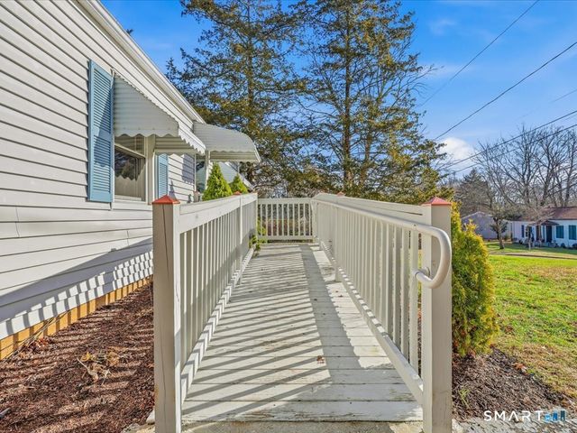 23 Jenna Road, Wallingford, CT 06492