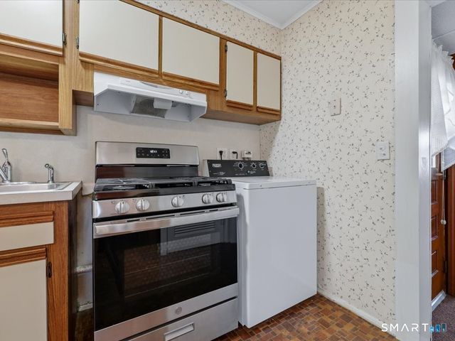 23 Jenna Road, Wallingford, CT 06492