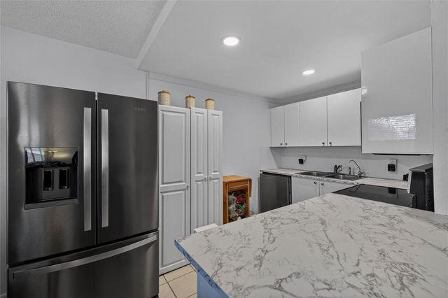 51 Farnham C, Deerfield Beach, FL 33442