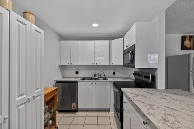 51 Farnham C, Deerfield Beach, FL 33442