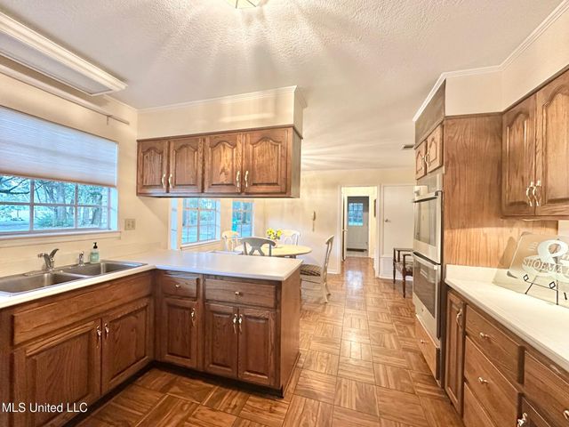 6001 Wooded Acres Road, Vancleave, MS 39565