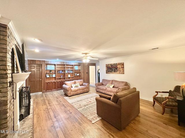 6001 Wooded Acres Road, Vancleave, MS 39565