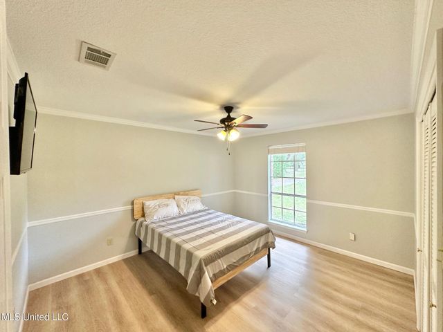 6001 Wooded Acres Road, Vancleave, MS 39565