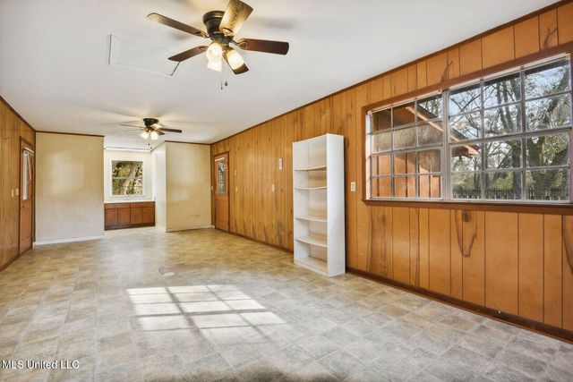 6001 Wooded Acres Road, Vancleave, MS 39565