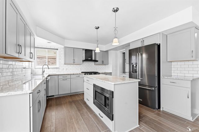 16851 Silverado Drive, Southgate, MI 48195