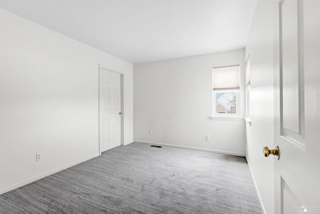 16851 Silverado Drive, Southgate, MI 48195