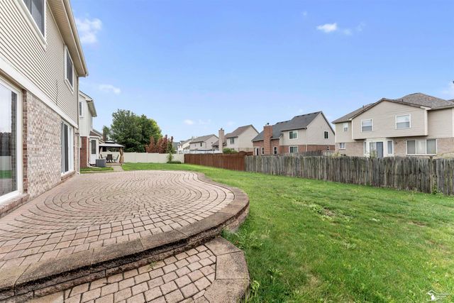 16851 Silverado Drive, Southgate, MI 48195